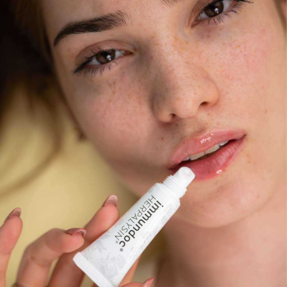immundoc® HERPALYSIN™ balzam za ustnice nagnjene k herpesu - Image 3